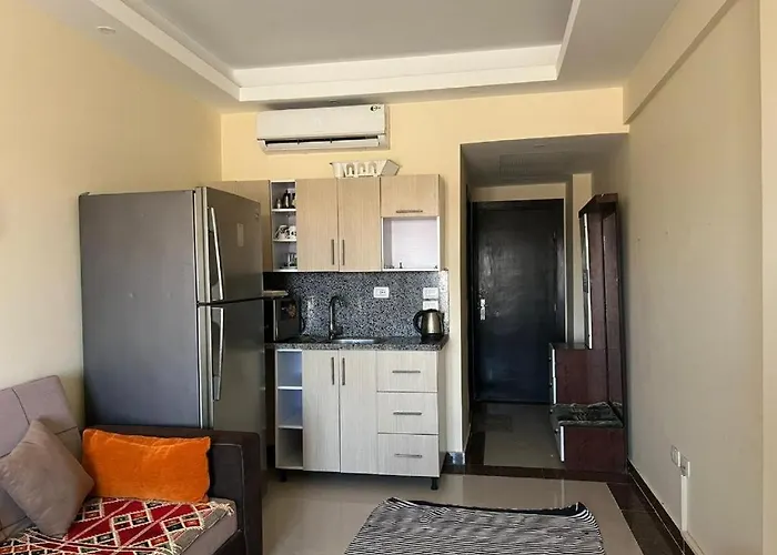 Apartment Furnished & Kitchen Seaview Beachfront Near Airport